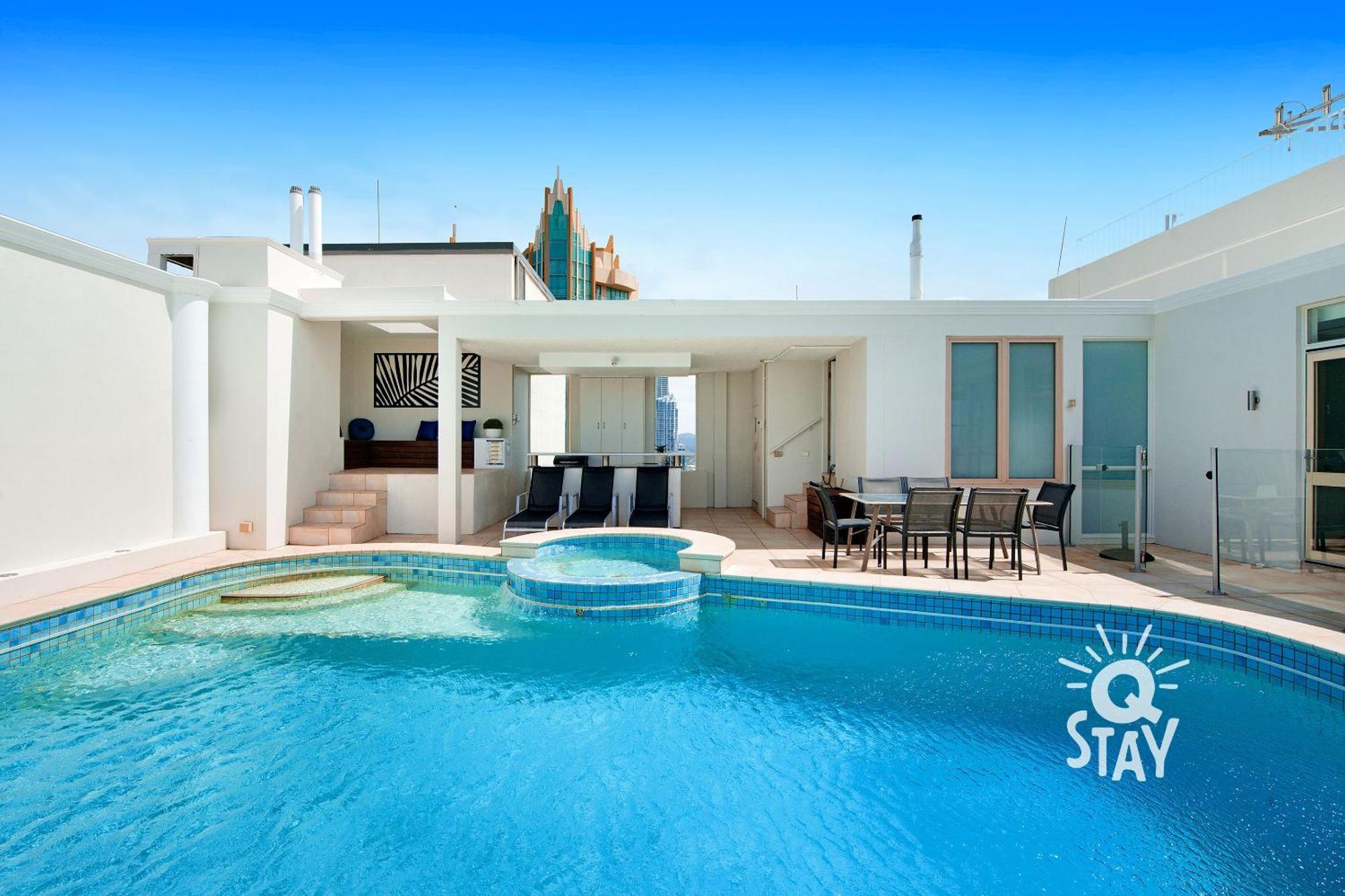 3 Bedroom Penthouse With Private Pool - Q