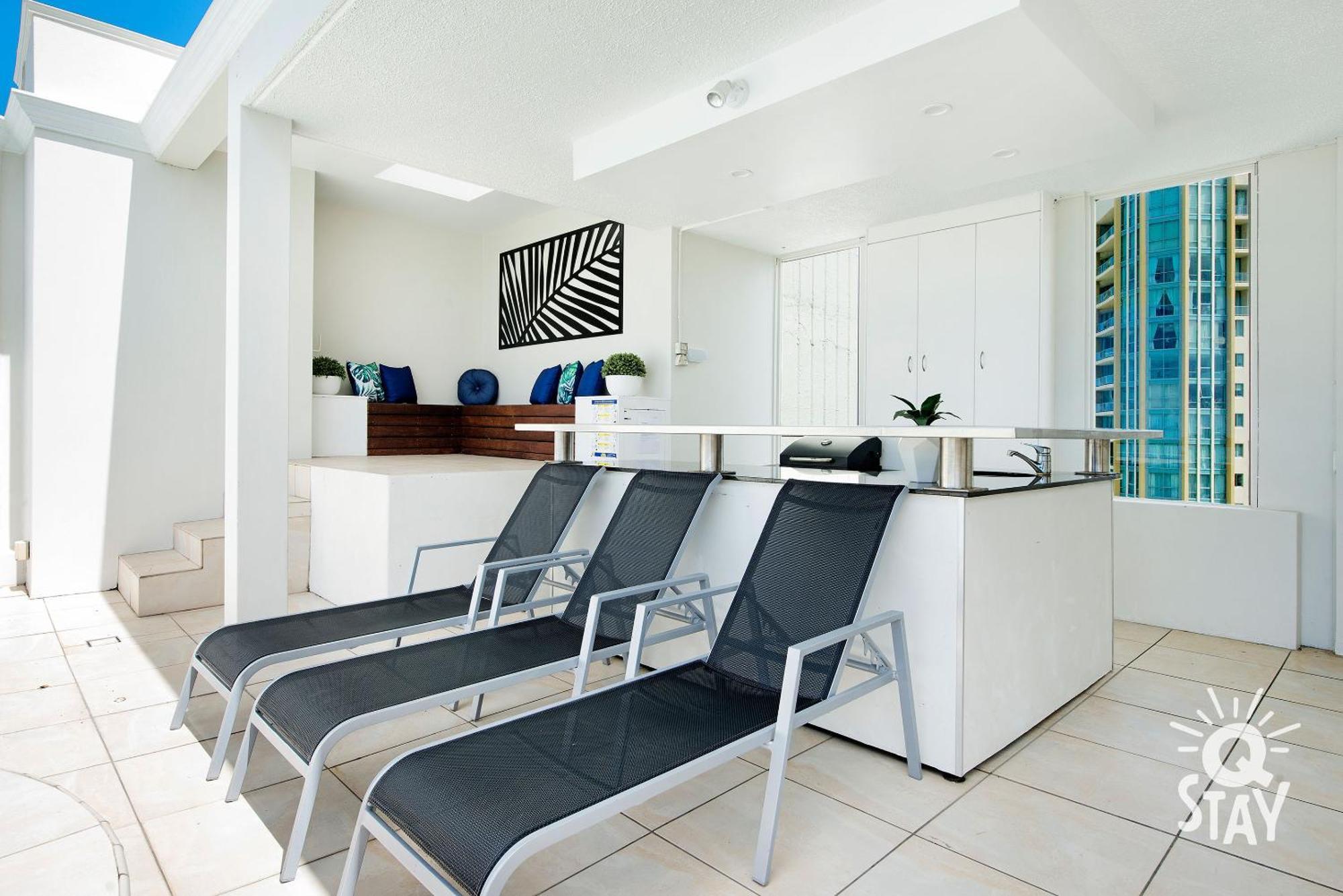3 Bedroom Penthouse With Private Pool - Q *