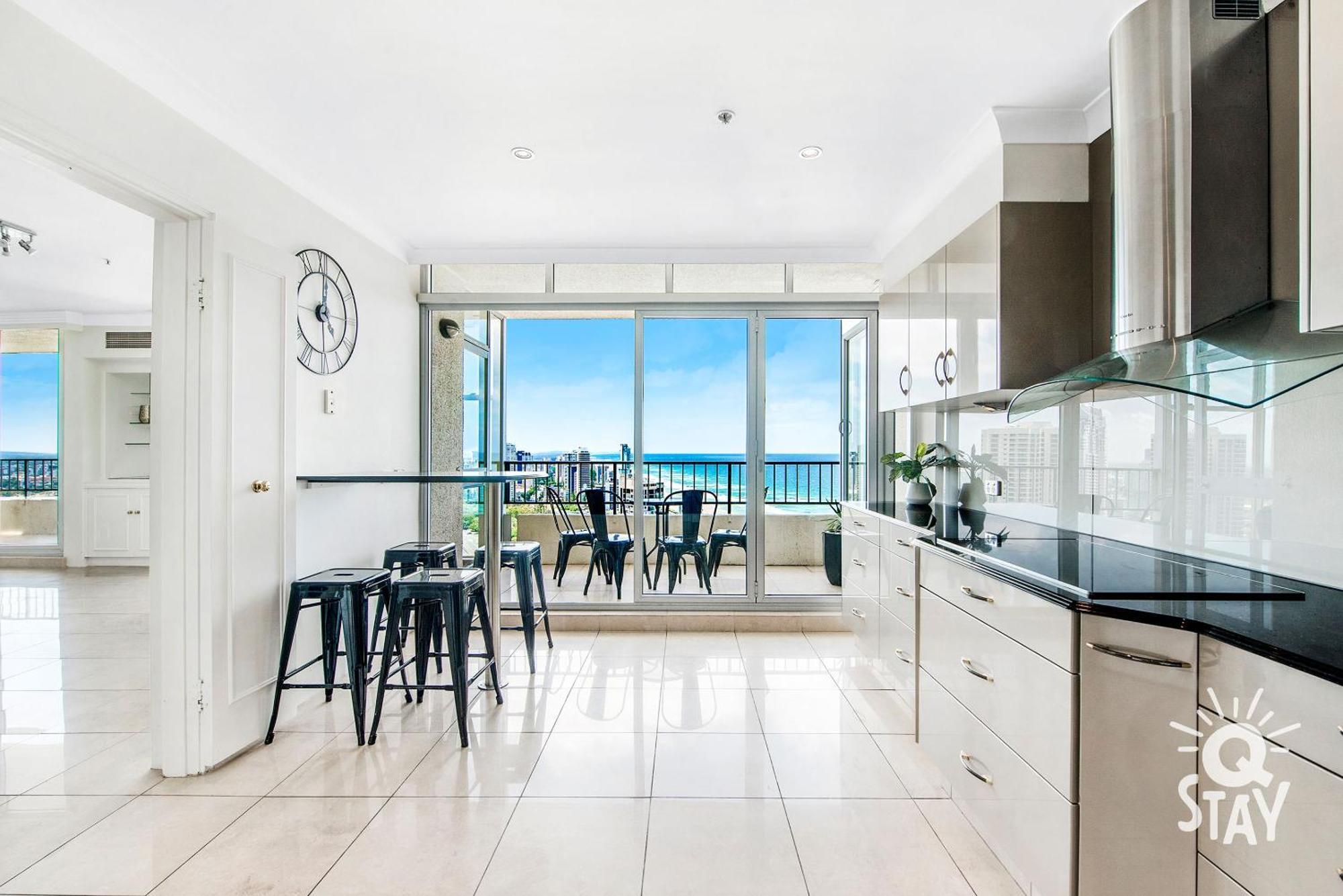 Apartment 3 Bedroom Penthouse With Private Pool - Q Gold Coast