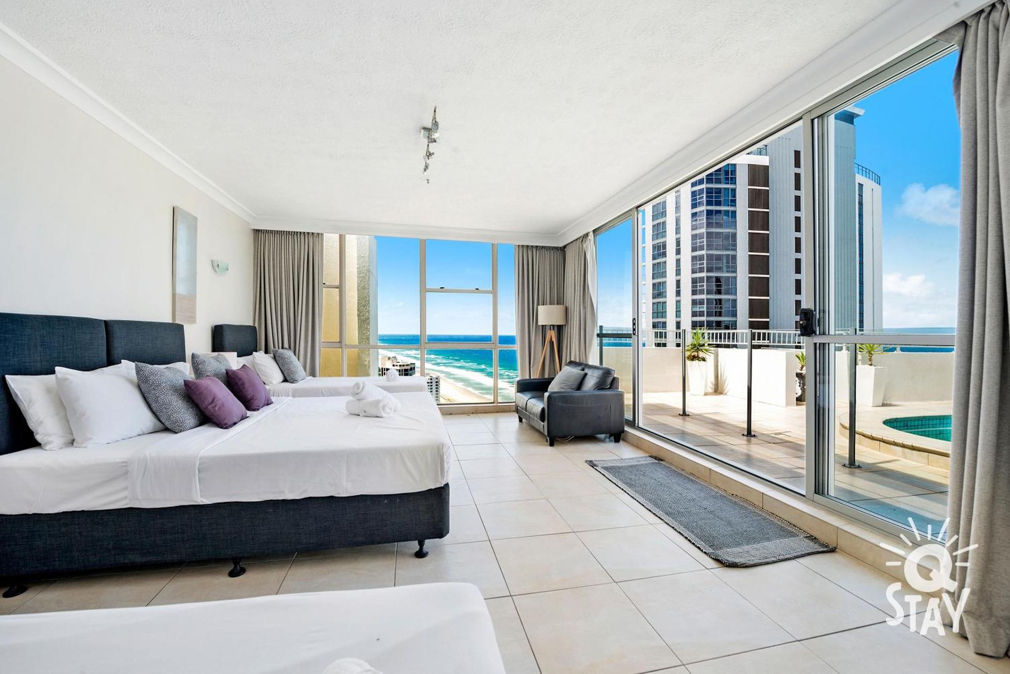 Apartment 3 Bedroom Penthouse With Private Pool - Q Gold Coast