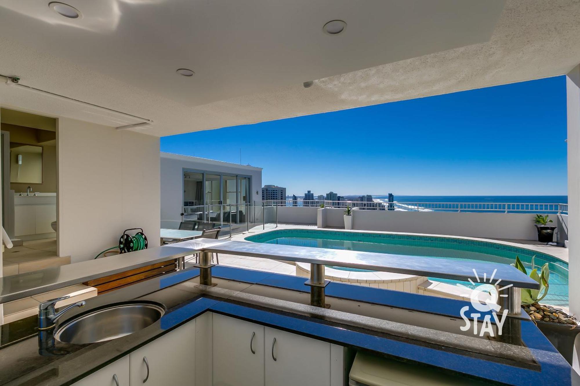 Apartment 3 Bedroom Penthouse With Private Pool - Q Gold Coast