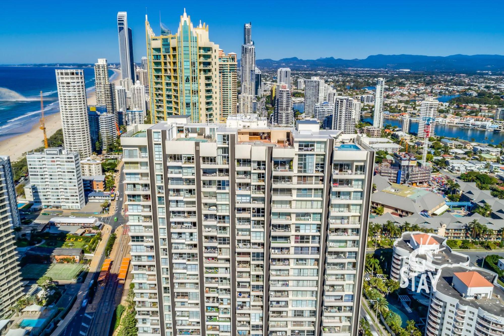 3 Bedroom Penthouse With Private Pool - Q