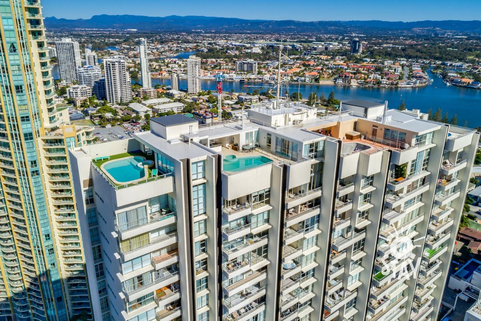 Apartment 3 Bedroom Penthouse With Private Pool - Q Gold Coast